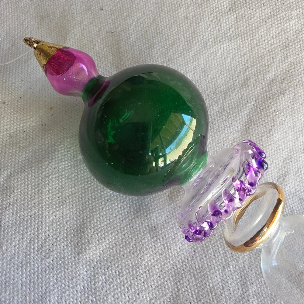 Thomas Pacconi Museum Series Blown Glass Christmas Ornament Green Purple Icicle